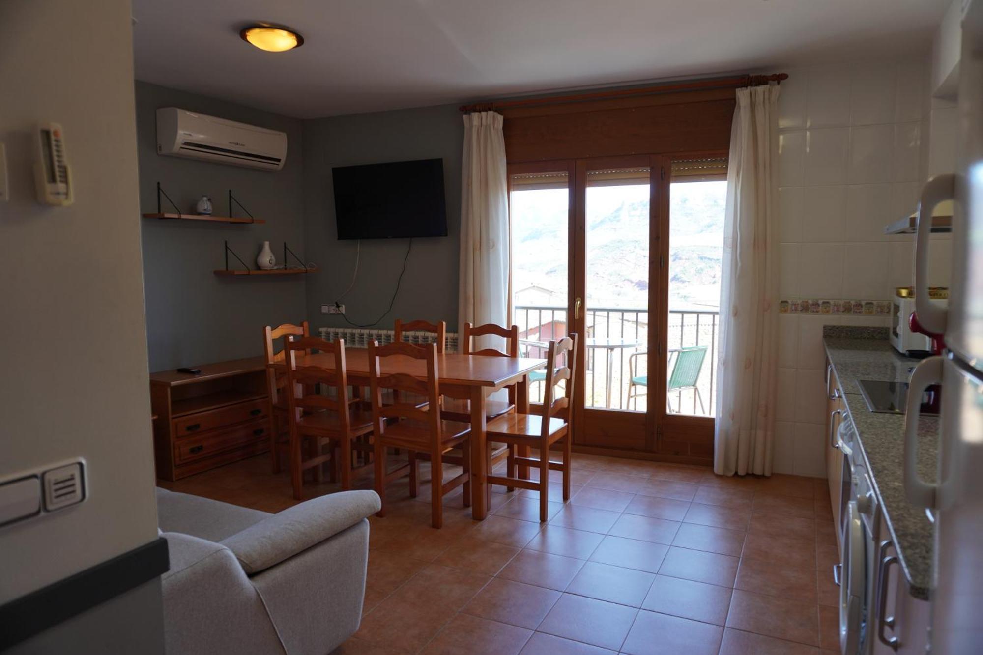 Apartamentos Casa Domenc Aren Eksteriør bilde