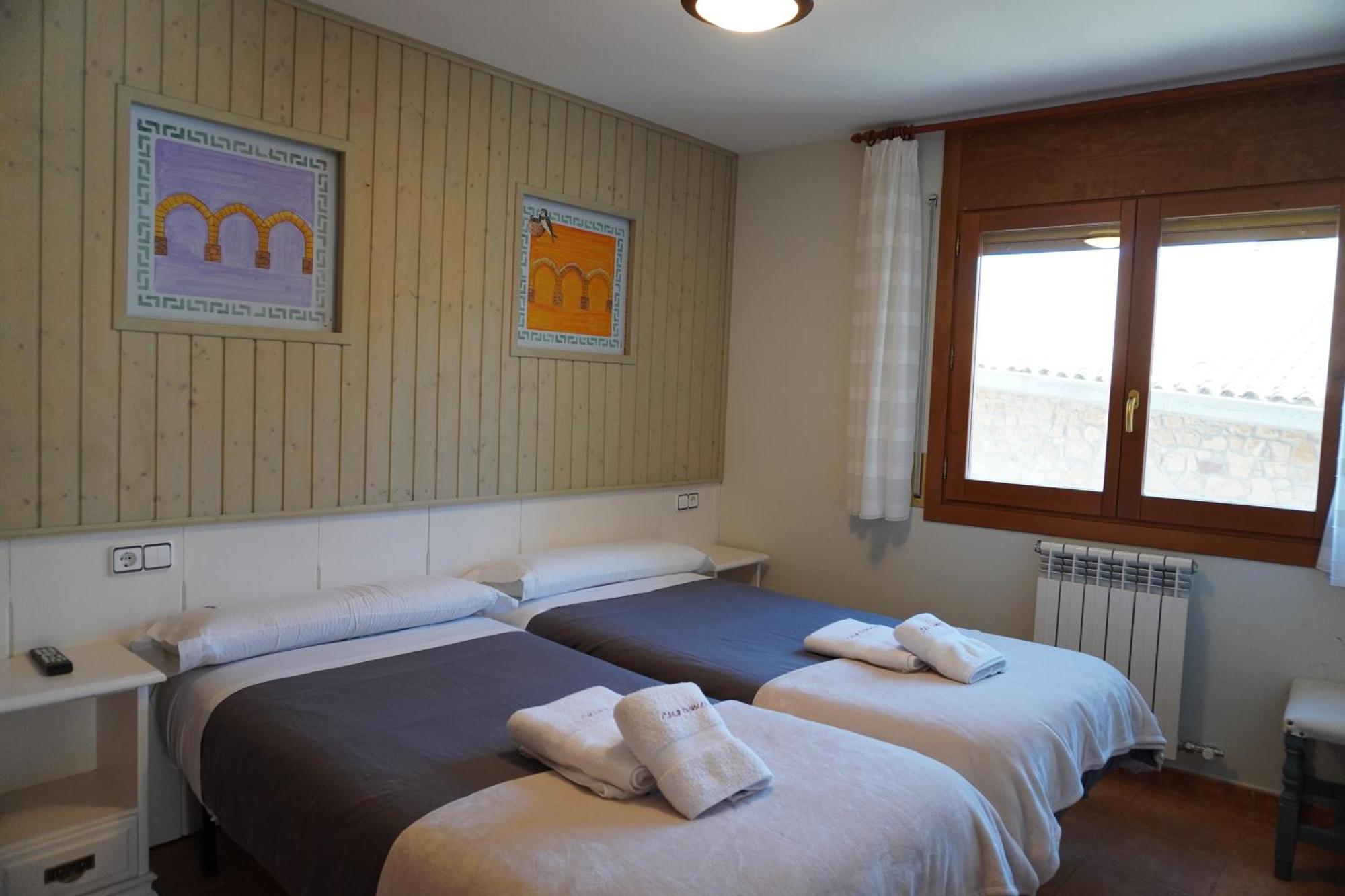 Apartamentos Casa Domenc Aren Eksteriør bilde