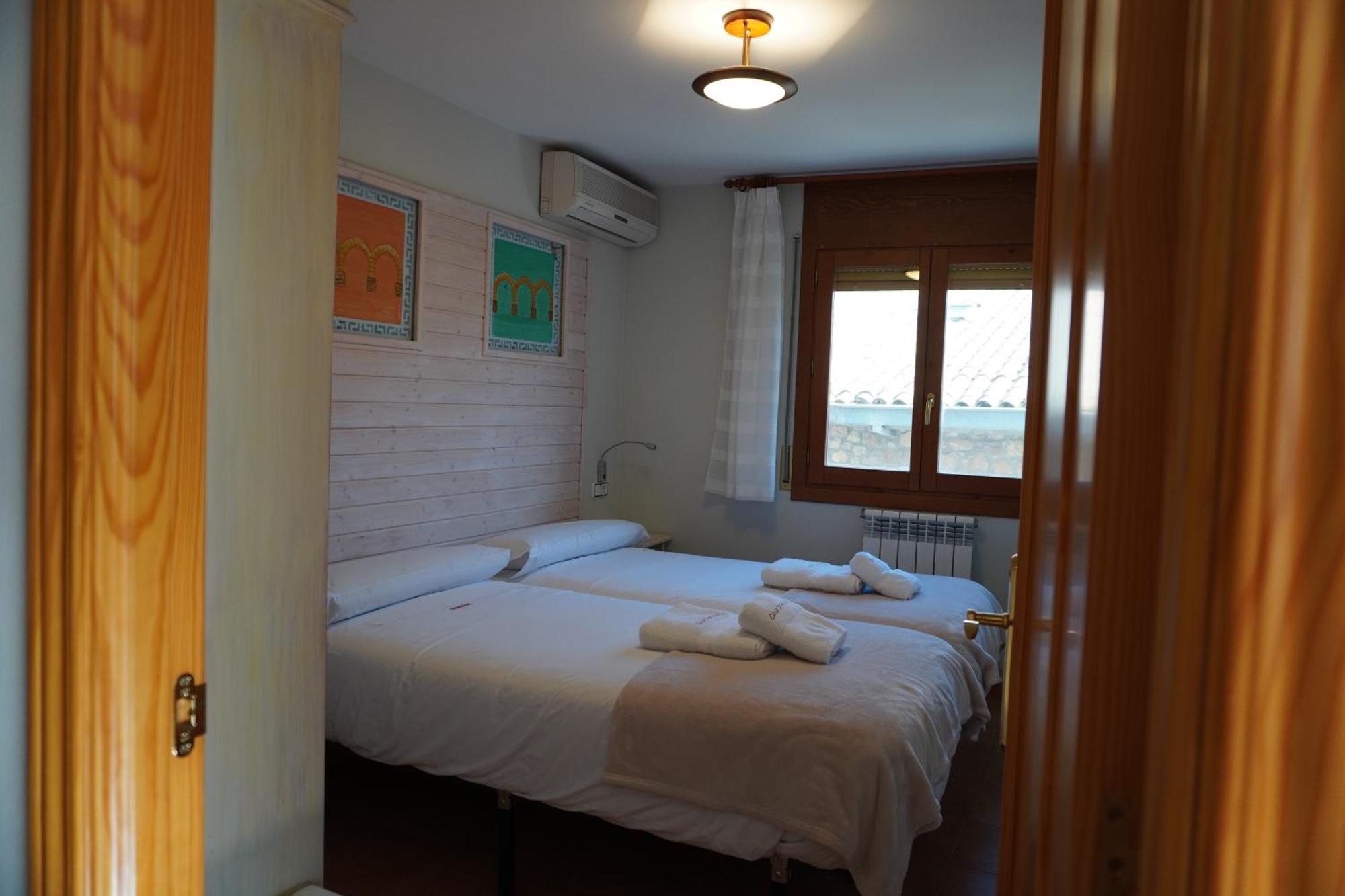 Apartamentos Casa Domenc Aren Eksteriør bilde
